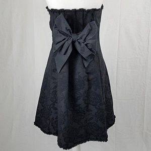 ⚠️CCO SALE⚠️ BCBG Strapless Black Shimmer A-line 4